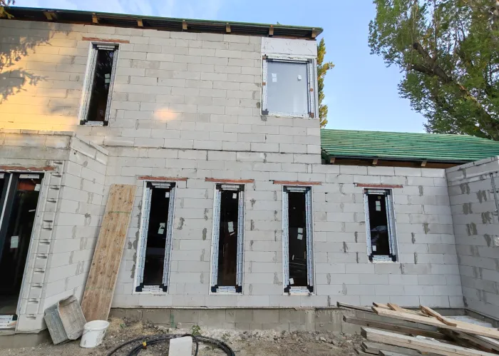 Szakmai támogatás a választás mögött - UNIPLUS Kft