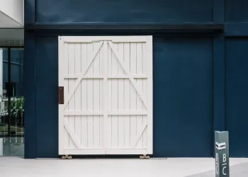 Egyedi megjelenésű kapuk - UNIPLUS Kft