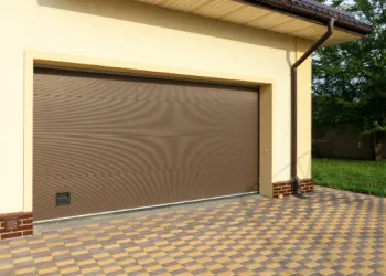 Garázskapuk - UNIPLUS Kft